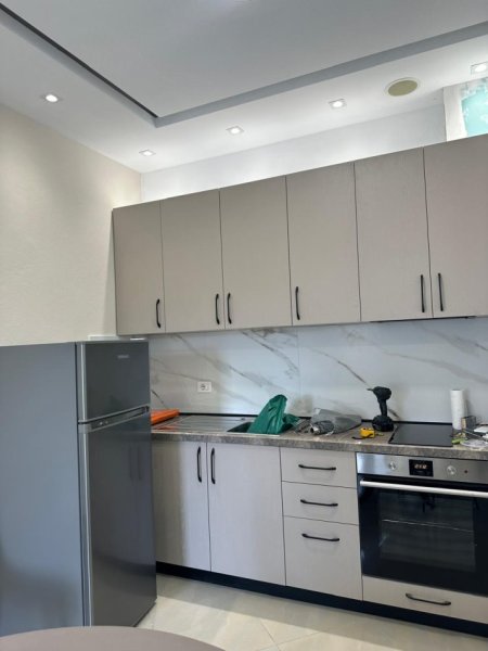 Tirane, jepet me qera apartament 1+1+Aneks Kati 2, 72 m² 500 € (rruga jordan misja)