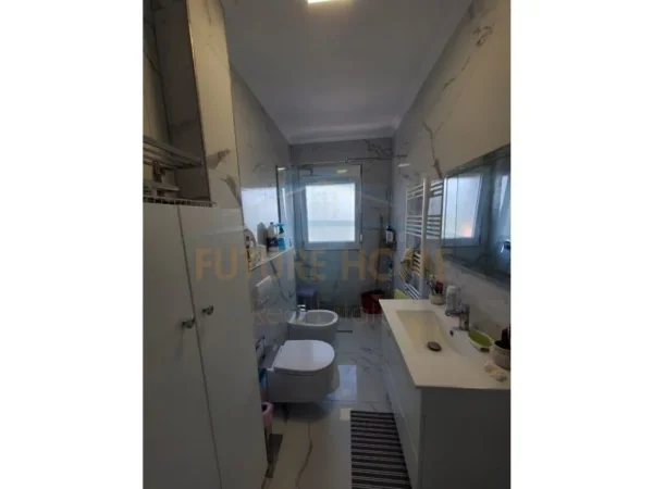 Tirane, shitet apartament 1+1 Kati 2, 76 m² 95.000 € 