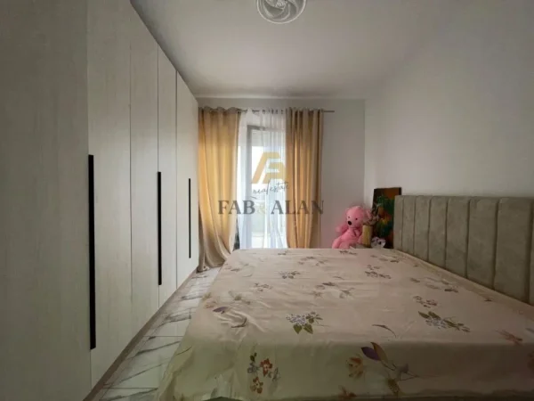 Tirane, shitet apartament 2+1+verande Kati 6, 149 m² 155.000 € (Astir)