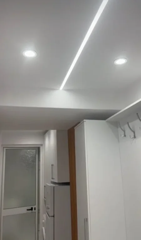 Tirane, jepet me qera apartament 1+1+Aneks Kati 1, 53 m² 500 € 