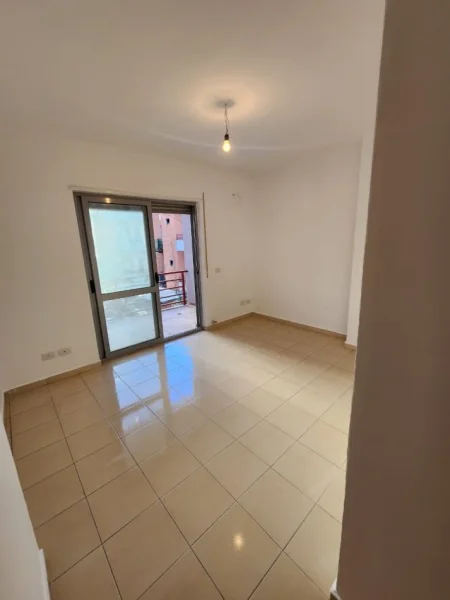 Durres, shitet apartament 2+1+Ballkon Kati 1, 90 m² 115.000 € 