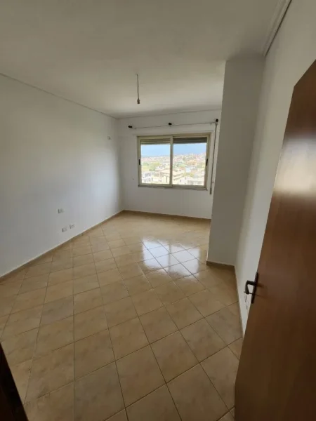 Durres, shitet apartament 1+1+Ballkon Kati 5, 85 m² 100.000 € 