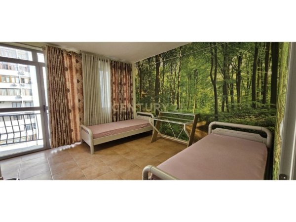 Tirane, jepet me qera apartament 2+1 Kati 8, 107 m² 650 € (Bulevardi Zogu i Pare)