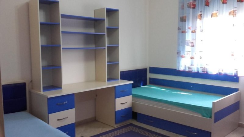 Tirane, jepet me qera apartament 2+1+Aneks+Ballkon Kati 8, 104 m² 650 € (rruga asim voksi , kompleksi panorama)