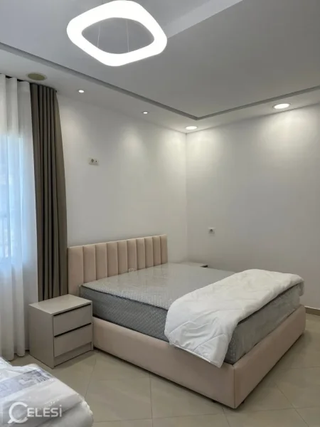 Tirane, jepet me qera apartament 1+1+Ballkon Kati 2, 70 m² 500 € (JORDAN MISJA)