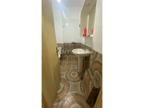 Shqiperi, shitet apartament 2+1 Kati 8, 92 m² 100.000 € (astir)