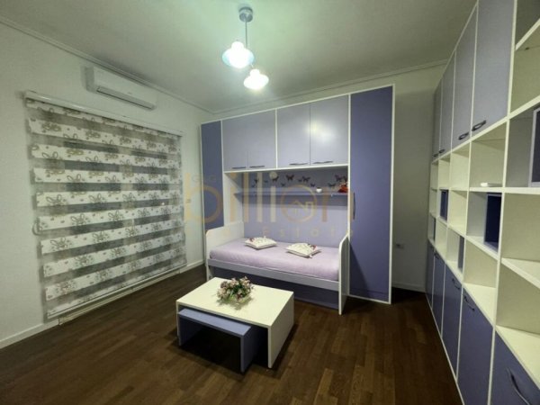 Tirane, jepet me qera apartament 2+1+Ballkon Kati 3, 100 m² 600 € (Spitali QSUT, Tirana, Albania)