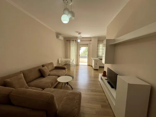 Tirane, shitet apartament 2+1 Kati 3, 119 m² 216.000 € (Liqeni i Thate)