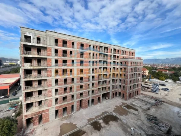 Tirane, shitet 1+1 Kati 5, 60 m² 71.500 € (Casa Italia)