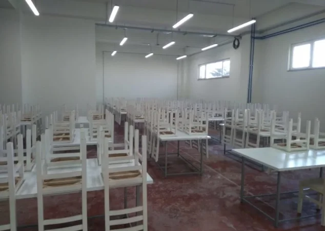 Durres, shes magazine , Ndertim 3.990 m² 1.200.000 € (Fllake)