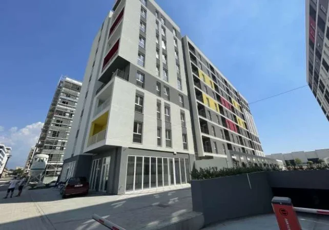 Tirane, shitet apartament 1+1 Kati 4, 53 m² 62.000 € (Kompleksi Univers City, Rruga Gryka e Kacanikut)