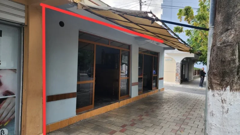 Lushnje, shitet dyqan Kati 0, 433 m² (Marin Barleti)