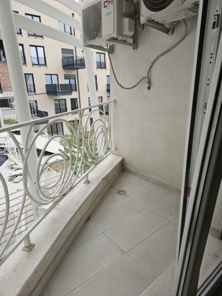 Tirane, jepet me qera apartament 1+1+Ballkon Kati 3, 65 m² 450 € 