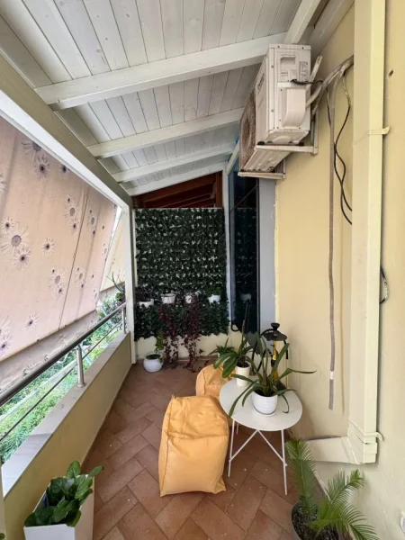 Vlore, shitet apartament 1+1 , 84 m² (Afer lokal Season, te pallati Namma, rruga Murat Terbaci) rv 45635