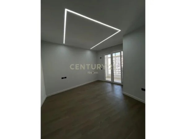 Tirane, shitet apartament 1+1 Kati 7, 67 m² 103.000 € (Rruga Teodor Keko)