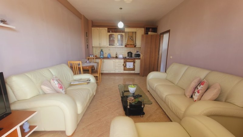 !SHITUR!Durres, shitet apartament 2+1+Ballkon Kati 9, 105 m² 115.000 € (Perball Hotel Florida, Plazh, Durres)