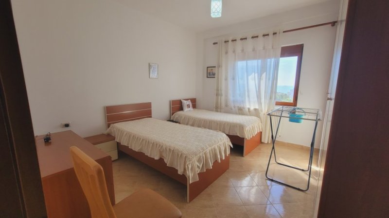 !SHITUR!Durres, shitet apartament 2+1+Ballkon Kati 9, 105 m² 115.000 € (Perball Hotel Florida, Plazh, Durres)
