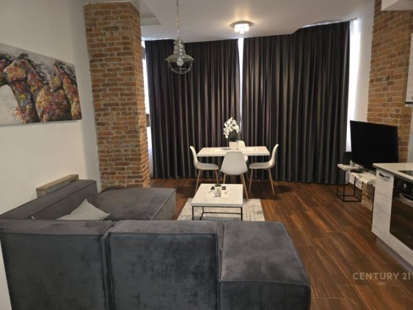 Tirane, jap me qera apartament 1+1 , 58 m² 600 € (Liqeni i Tiranës)