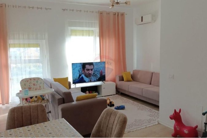 Tirane, jepet me qera apartament 2+1 Kati 5, 78 m² 500 € (Ali Demi)