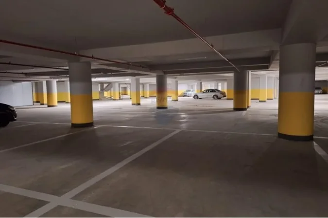 Tirane, jepet me qera apartament 2+1 Kati 5, 110 m² 750 € (Stacioni i Trenit)