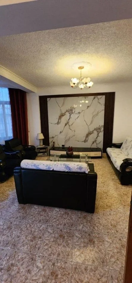 Durres, shitet apartament 2+1+Ballkon Kati 5, 102 m² 123.000 € (KALI TROJES DURRES!)