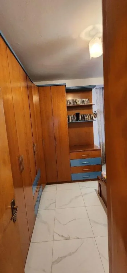 Durres, shitet apartament 2+1+Ballkon Kati 5, 102 m² 123.000 € (KALI TROJES DURRES!)