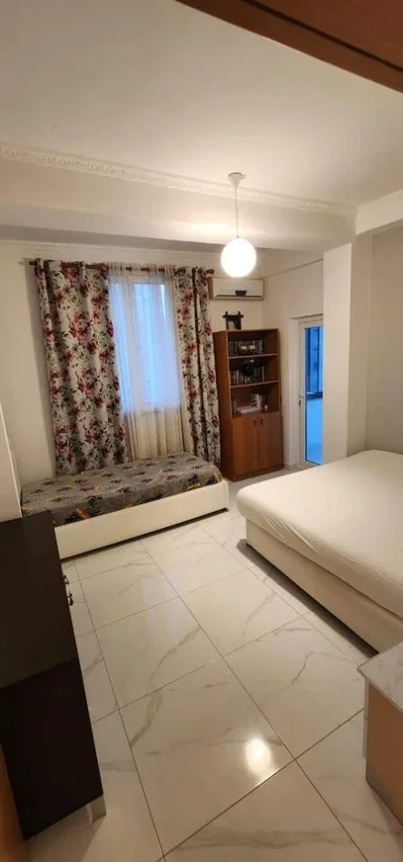 Durres, shitet apartament 2+1+Ballkon Kati 5, 102 m² 123.000 € (KALI TROJES DURRES!)