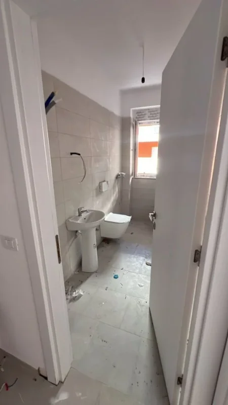 Shitet Apartament 2+1 ne Shengjin  110.000 €