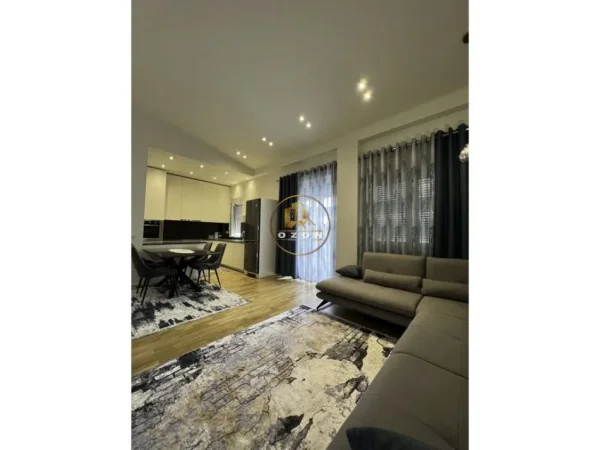 JEPET ME QERA SUPER APARTAMENT 2+1+2+1POST PARKIMI PRANE TEG !