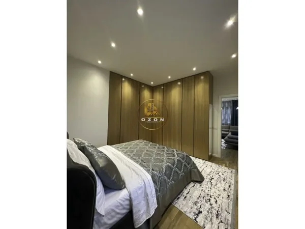JEPET ME QERA SUPER APARTAMENT 2+1+2+1POST PARKIMI PRANE TEG !