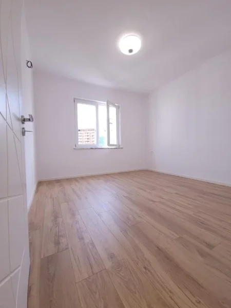Tirane, shitet apartament 2+1 Kati 7, 95 m² 210.000 € (Zogu i Zi)
