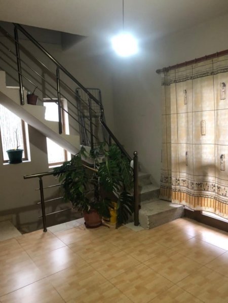 Tirane, shitet shtepi 2 Katshe , 205 m² 220.000 € (Rruga "5 Maji", mbrapa Concord Center)