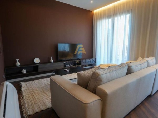 Tirane, jepet me qera apartament 1+1 Kati 8, 65 m² 600 € (Rruga e Dibres, Kompleksi Orion)