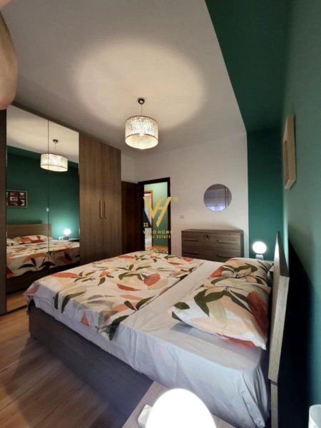 Tirane, jepet me qera apartament 2+1+Ballkon Kati 6, 108 m² 1.200 € (RRUGA NIKOLLA TUPE)
