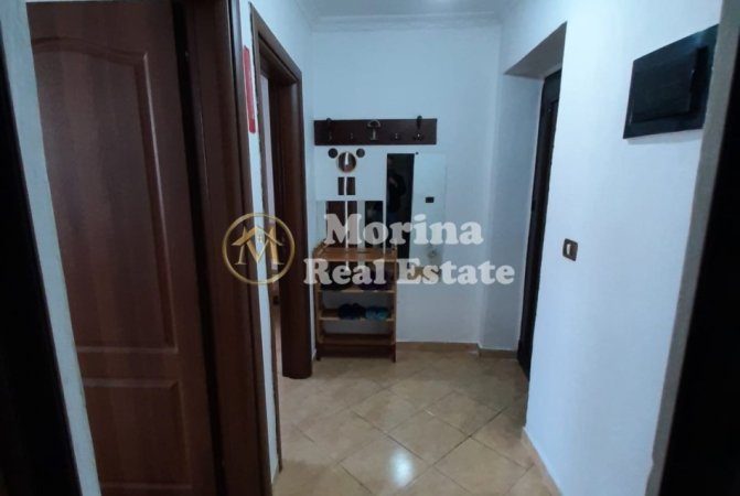 Tirane, jepet me qera apartament 1+1 Kati 3, 70 m² 500 € (Ali Baushi)