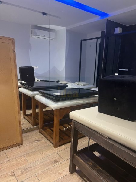 Tirane, jepet me qera ambjent biznesi Kati 0, 100 m² 1.500 € (Margarita Tutulani)