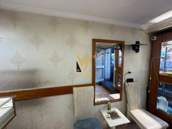 Tirane, jepet me qera ambjent biznesi Kati 0, 17 m² 1.000 € (BULEVARDI ZOGU I PARE)