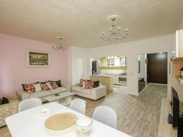 Tirane, shitet apartament+verande | Penthouse 3+1 Kati 16, 157 m² 450.000 € (Qender)