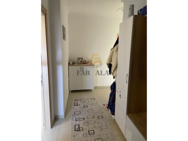Tirane, shitet apartament 2+1+2 Kati 1, 114 m² 155.000 € (Kinostudio)