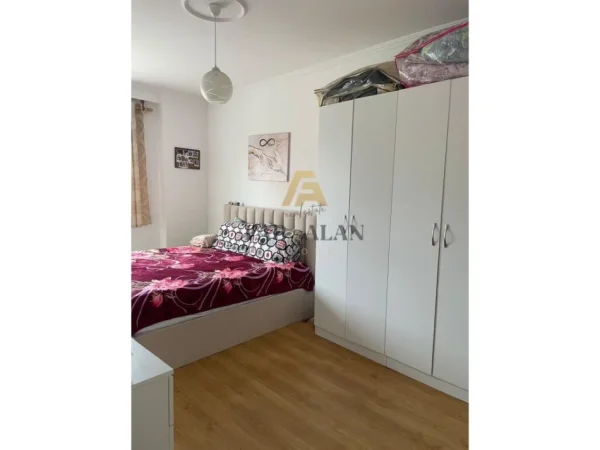 Tirane, shitet apartament 2+1+2 Kati 1, 114 m² 155.000 € (Kinostudio)