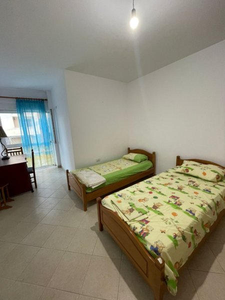 Shqiperi, jepet me qera apartament 2+1+Ballkon Kati 2, 112 m² 700 € (DON BOSKO)