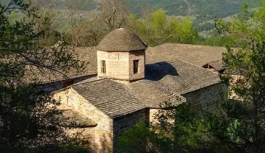 Tirane, oferte City-tour | Vizita qytetesh Voskopojë, Përmet