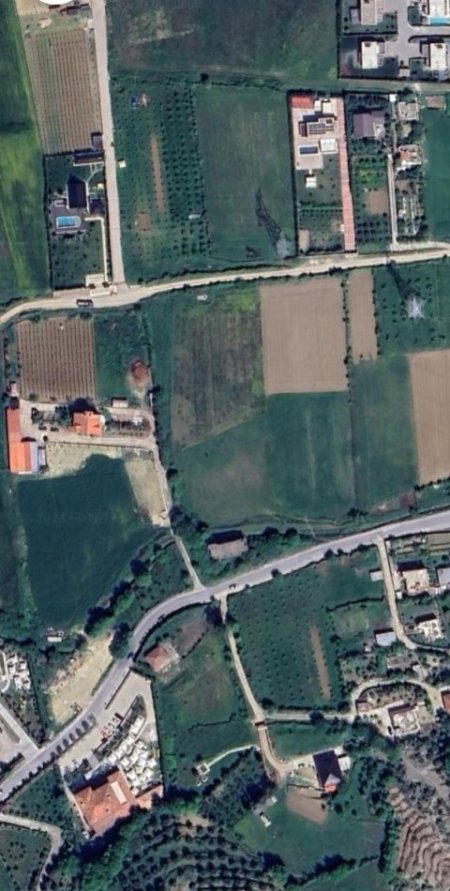 Tirane, toke bujqesore , 2.800 m² 220.001 € (Vishnje)