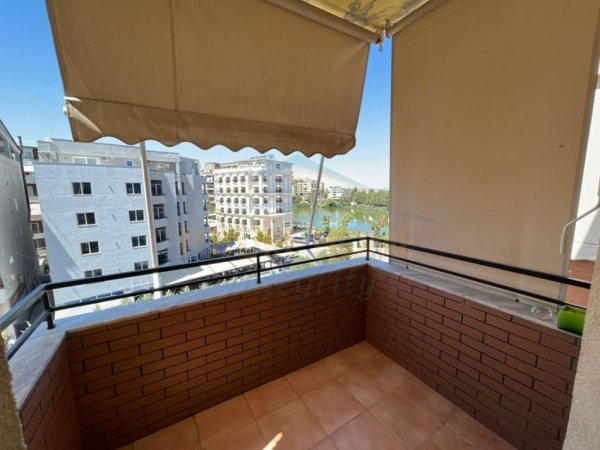 Tirane, jepet me qera apartament 2+1 Kati 4, 95 m² 650 € (LIQENI I THATE TIRANE)