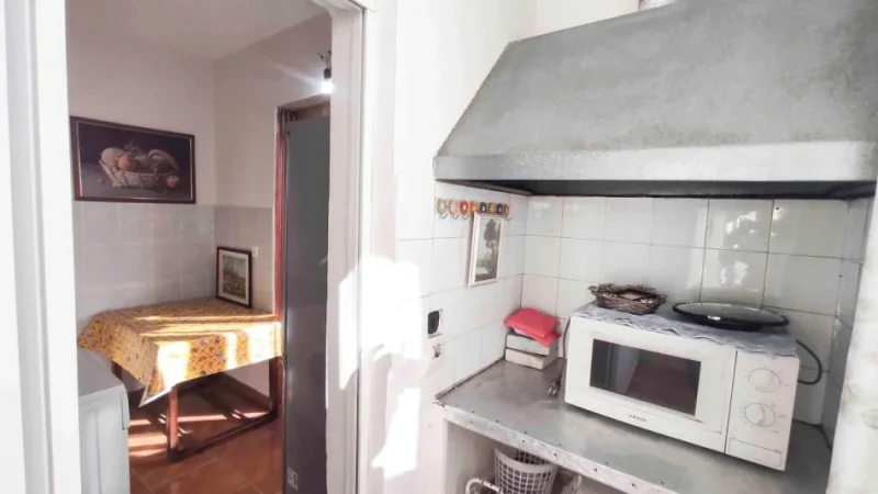 Tirane, jepet me qera apartament 2+1 Kati 4, 78 m² 650 € (Pazari i ri)