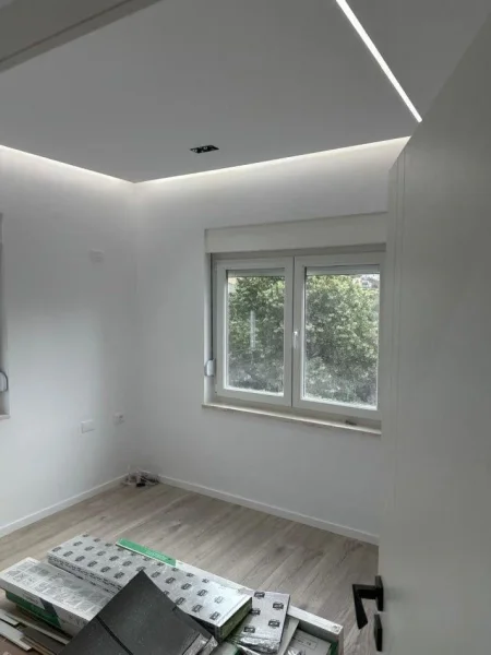 Tirane, jepet me qera apartament 2+1 Kati 3, 62 m² 800 € (Blllok)