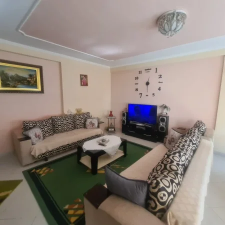 Tirane, shes apartament 2+1+Ballkon Kati 5, 120 m² 127000 € (Muhamed Deliu Dajt)