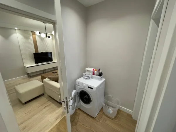 Tirane, shes apartament 2+1+Ballkon Kati 4, 94 m² 140.000 € (Casa Italia, ish Dogana)