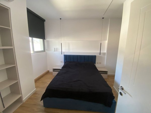 Tirane, jap me qera apartament 1+1 Kati 9, 65 m² 650 € (Rruga e Dibrës)