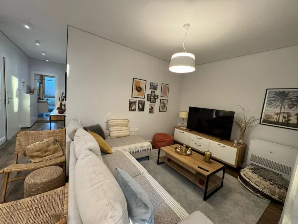 Gjiri Lalezit | Hamallaj, shitet apartament 2+1+Ballkon Kati 0, 100 m² 340.000 € (San Pietro,Gjiri i Lalzit)
